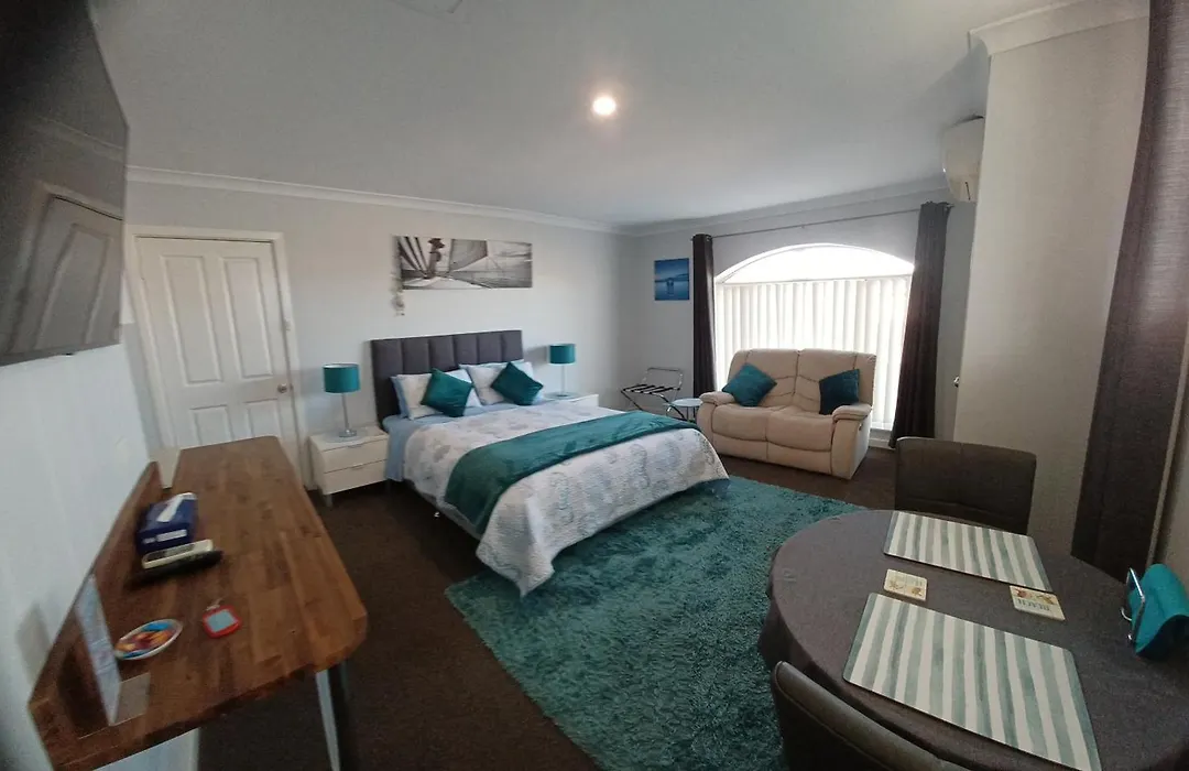 Palm Beach Guest House-1